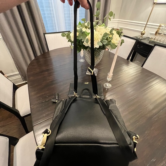 Freshly Picked Original Diaper Bag - Black Vegan Leather with Gold Metal - Picture 6 of 9